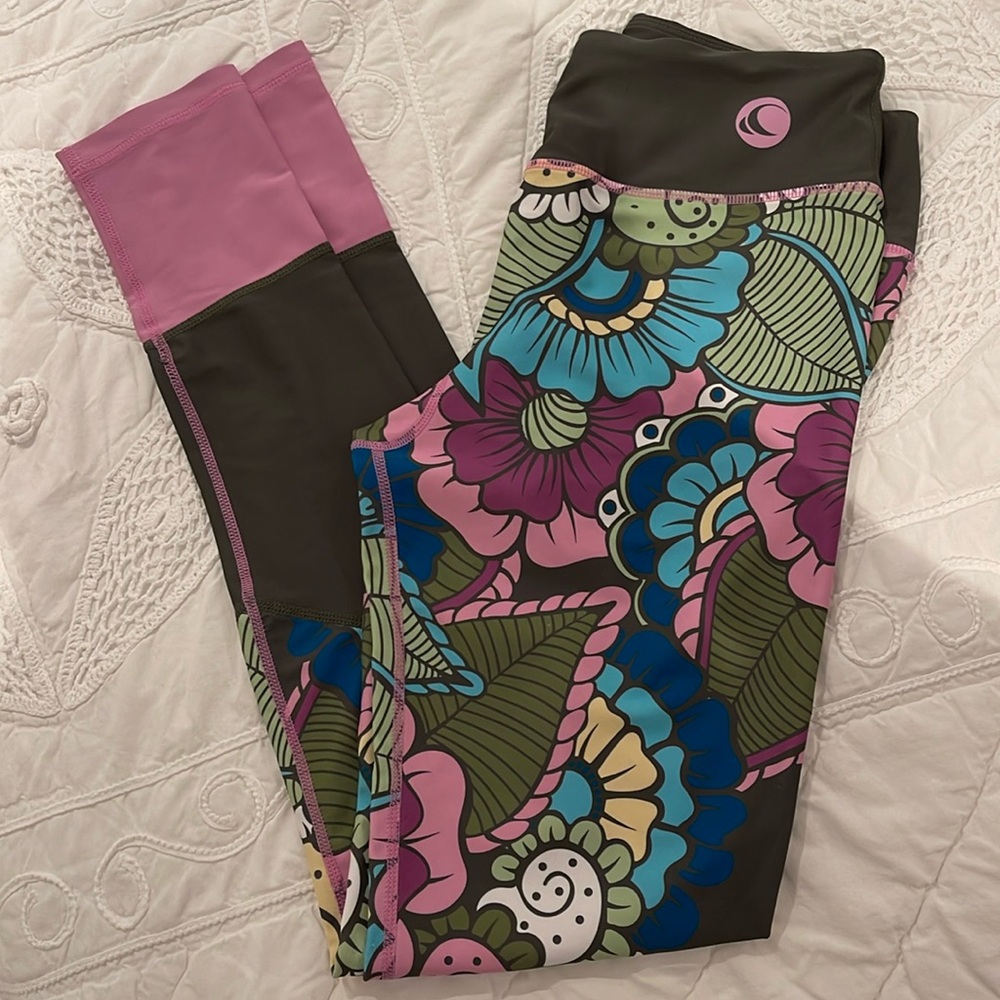 Wave Life Women XS UV50+ LEGGING Paradise Garden floral print sun protection